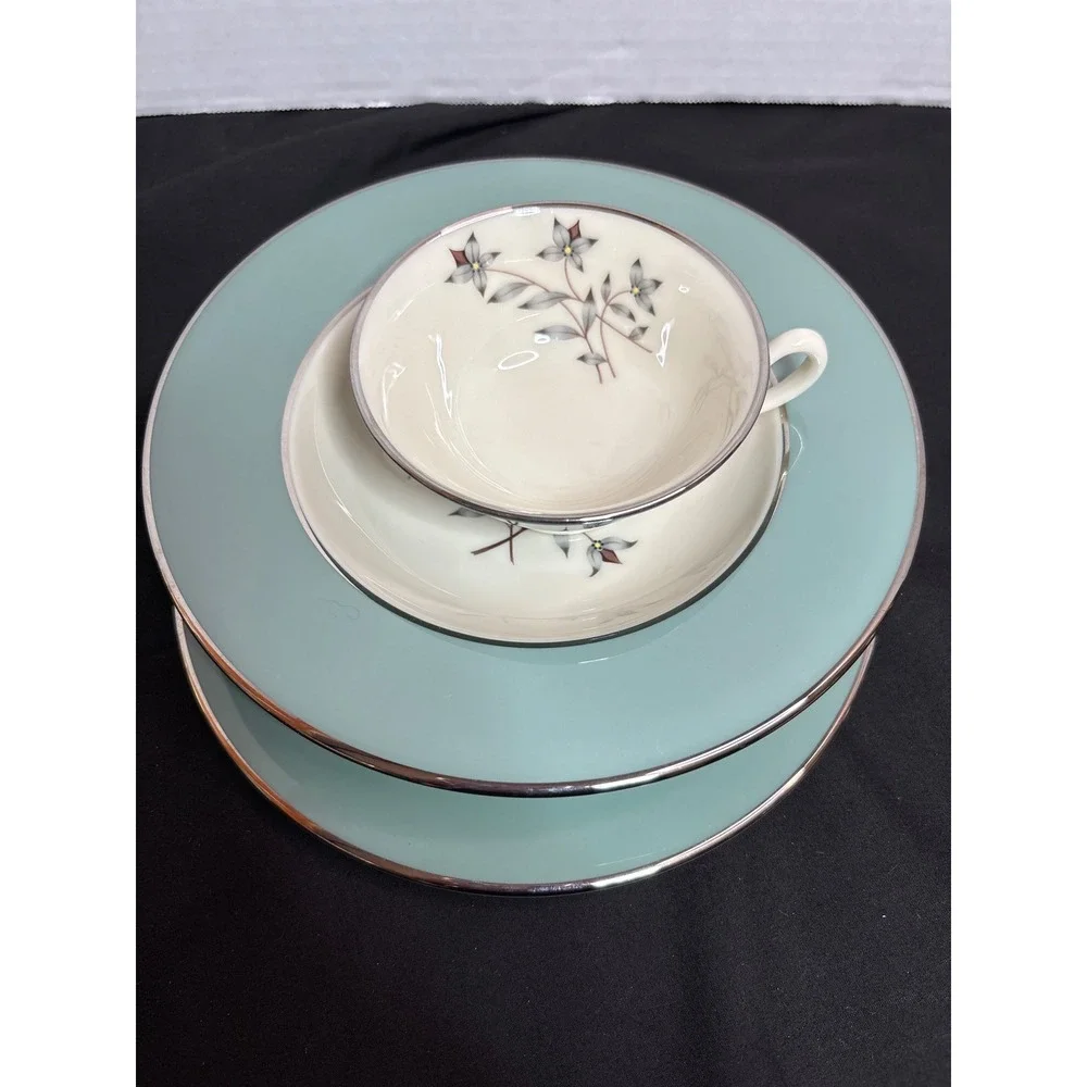 Lenox Kingsley Dinnerware Set 5 Piece  Aqua Blue Floral‎ USA